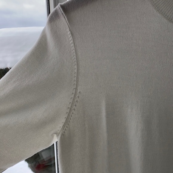 White Cotton-Feel Short Sleeve Shirt - Picture 6 of 6